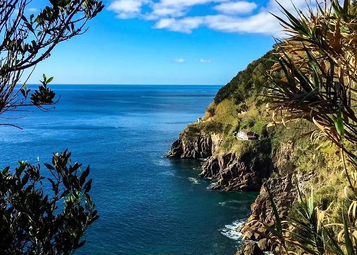 Casa Mar Quente * Ribeira Quente